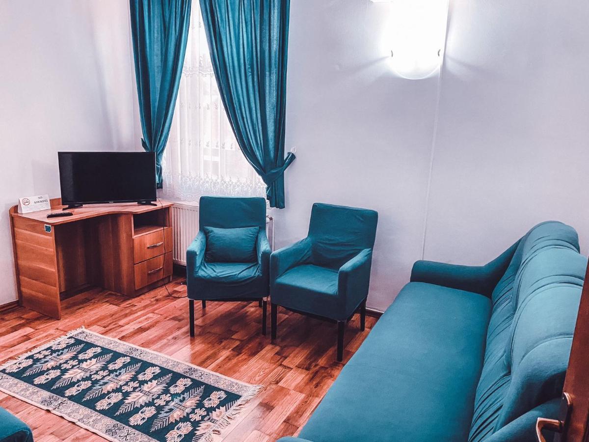 Vila Royal Ξενοδοχείο Sighetu Marmaţiei Εξωτερικό φωτογραφία